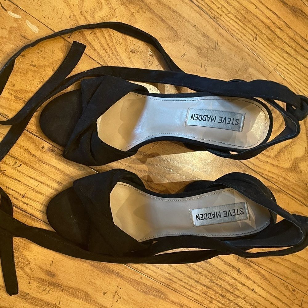 Steve Madden Strappy ankle wrap heels “Cassidy”